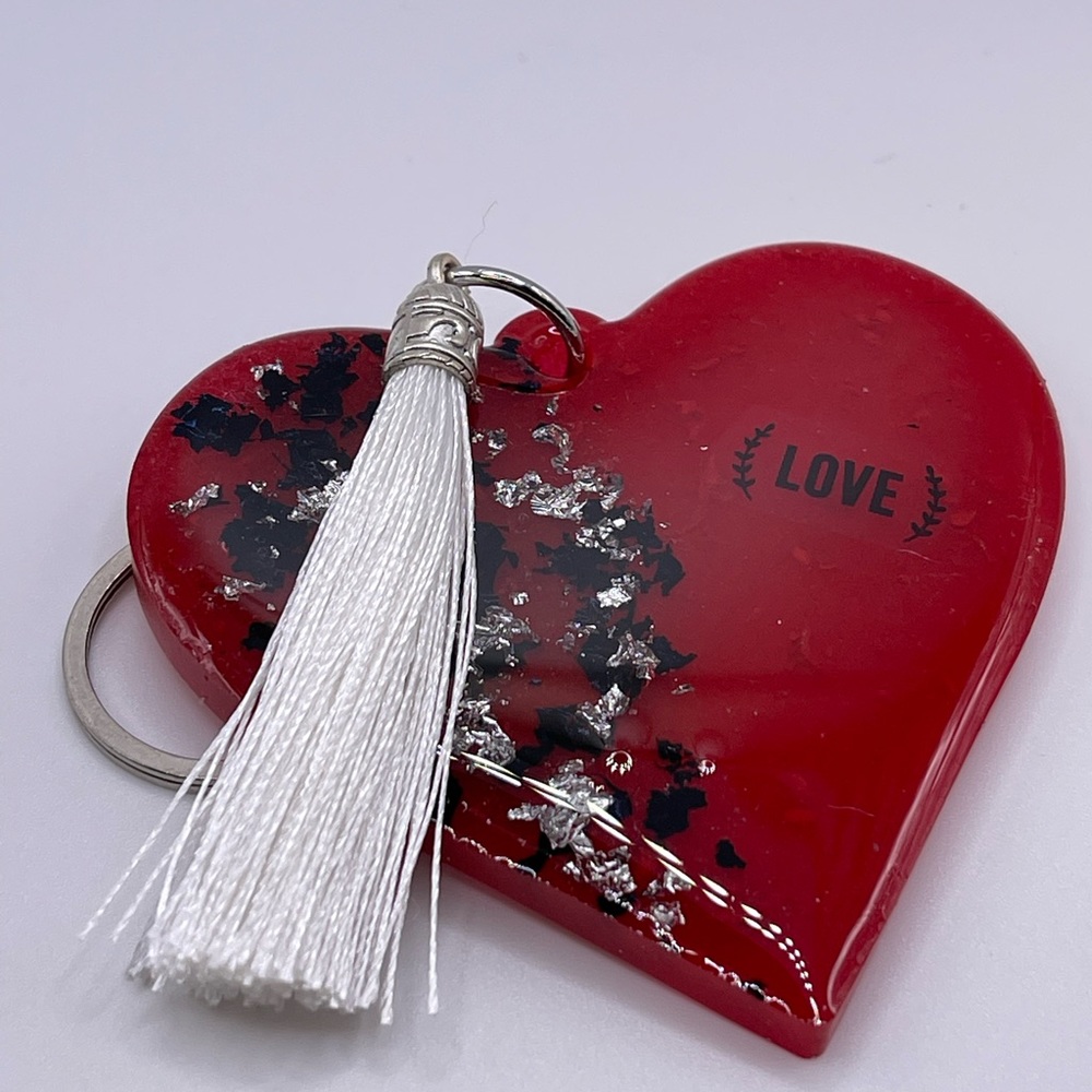 Heart shaped resin keychain!
